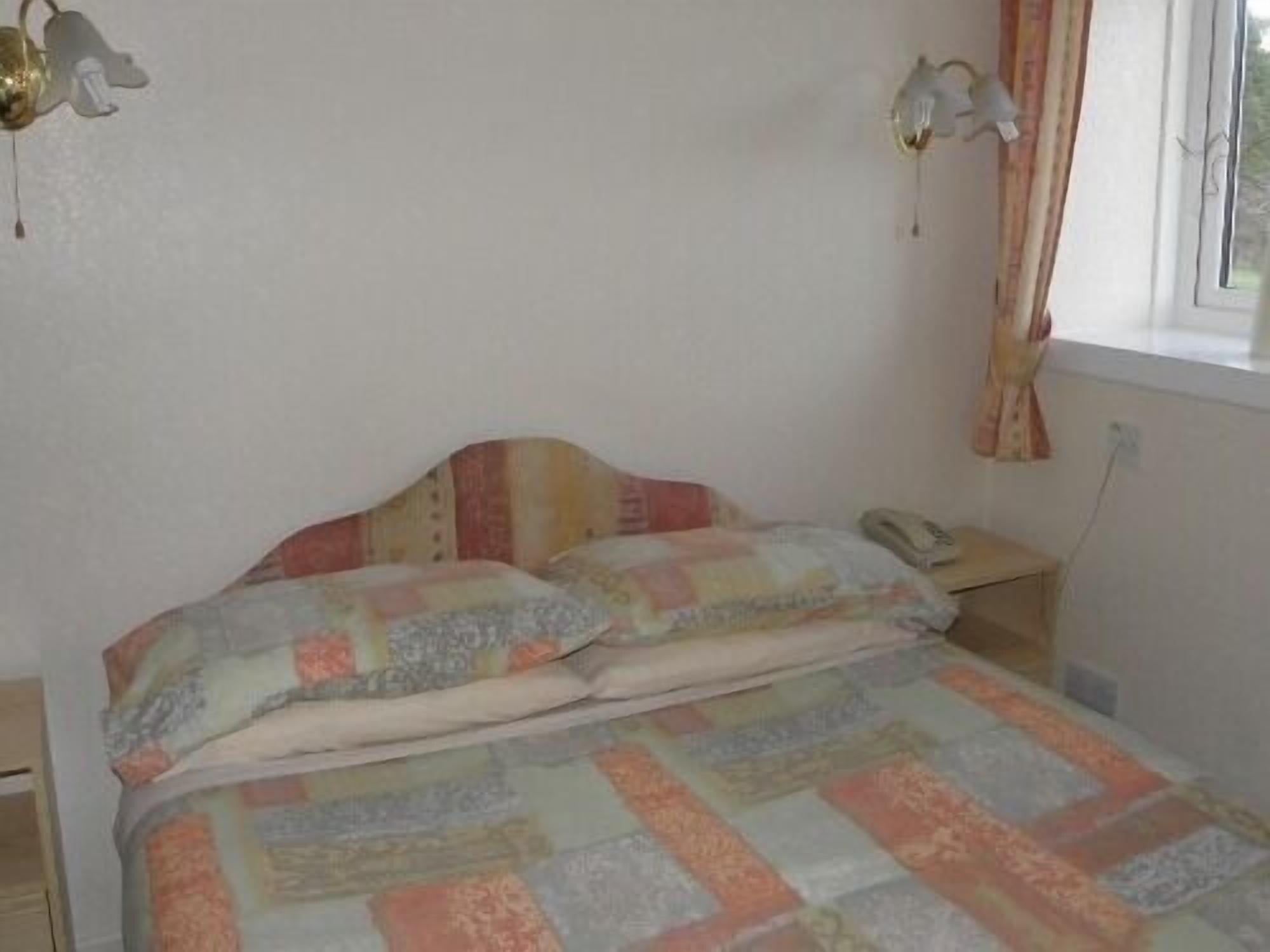 Morefield Motel Уллапул Экстерьер фото