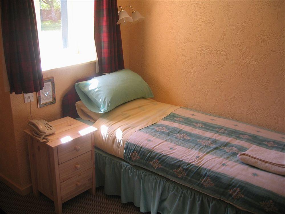 Morefield Motel Уллапул Экстерьер фото