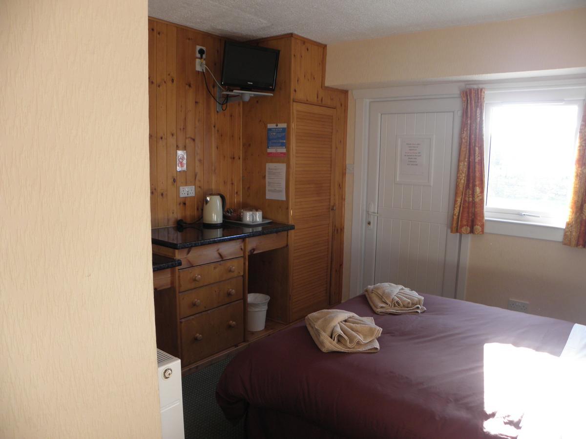 Morefield Motel Уллапул Экстерьер фото